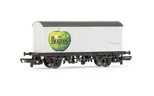 Hornby R60181 The Beatles, The Beatles (White Album) Wagons and Wagon Packs The Beatles Model Railway von Hornby