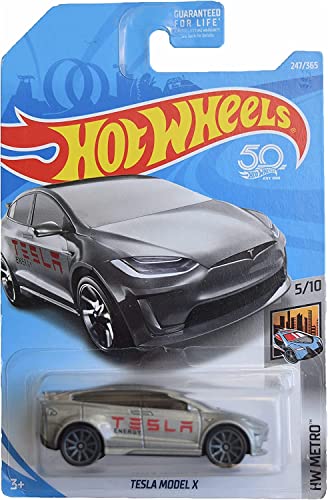 Hot Wheels Silbernes Tesla Model X Druckguss-Auto im Maßstab 1:64, 10,2 cm (L) x 2,5 cm (B) x 10,2 cm (H), Kinder, Uni, Kinder ab 5 Jahren von Hot Wheels