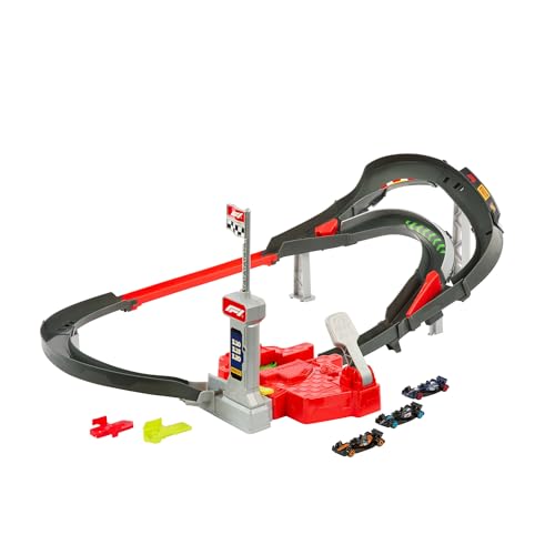 Hot Wheels Spielzeugauto-Trackset, 3 Formel 1 Die-Cast-Fahrzeuge im Maßstab 1:64: McLaren F1 Team, Alpine und VCARB, Rennstrecke für Seite-an-Seite-Wettrennen, JDY15 von Hot Wheels