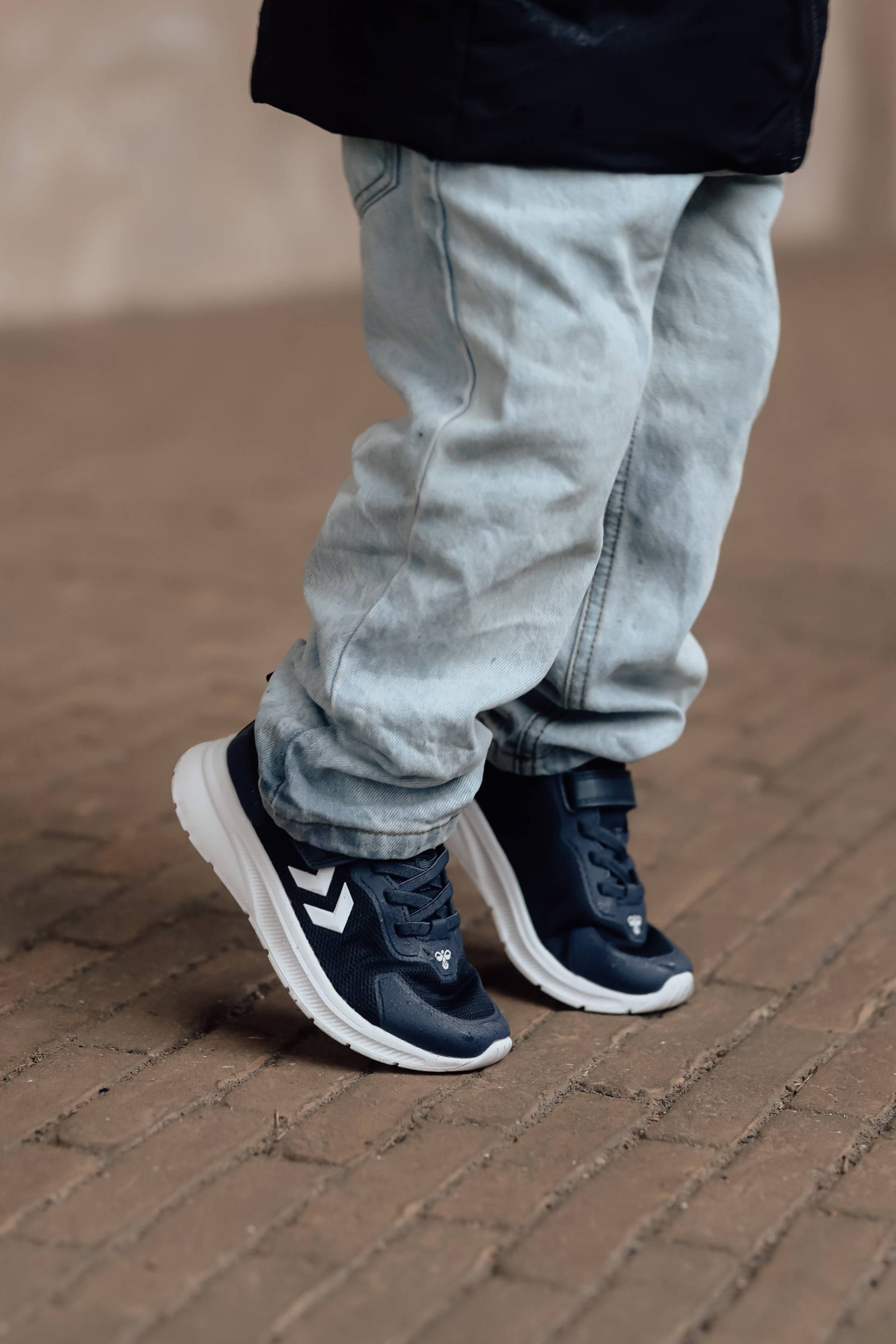 Hummel Actus Breather Infant Kinder Sneaker, Black Iris, 21, Kinderschuhe Hummel Actus Breather Infant Kinder Sneaker, Black Iris, 21, Kinderschuhe von Hummel