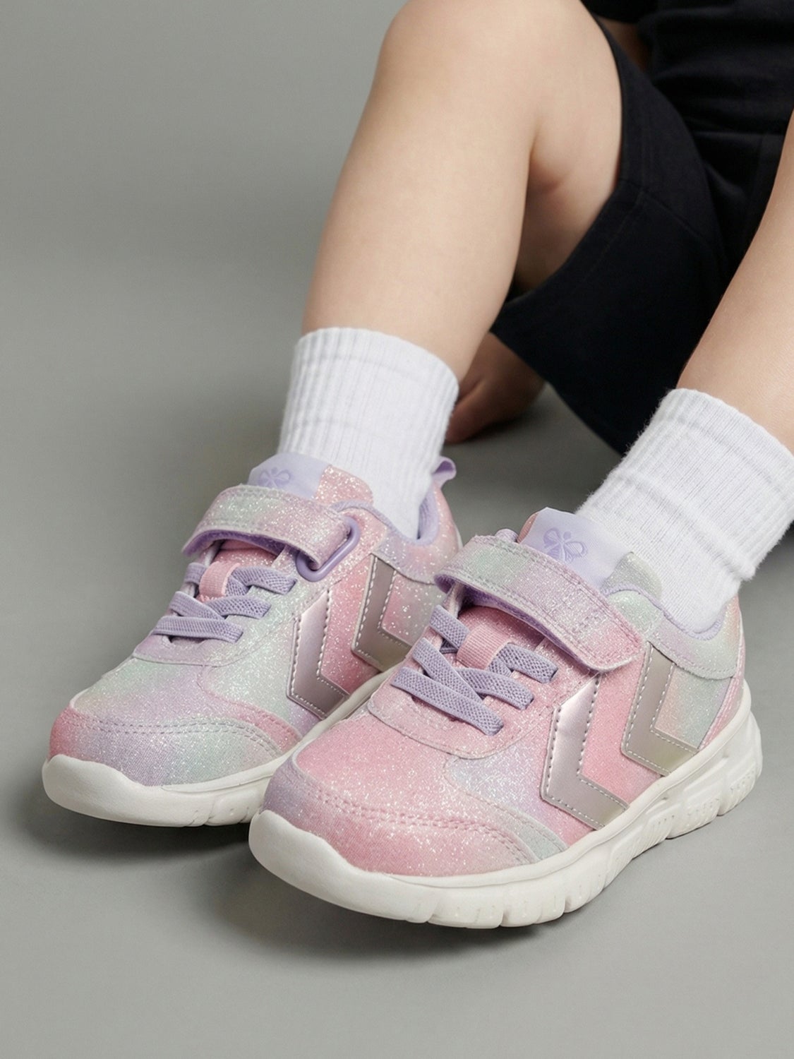 Hummel Crosslite Glitter Infant Kinder Sneaker, Multicolor Pink, 25, Kinderschuhe Hummel Crosslite Glitter Infant Kinder Sneaker, Multicolor Pink, 25, Kinderschuhe von Hummel