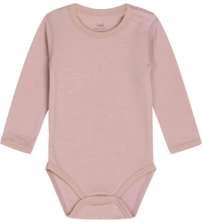Hust and Claire Body l/ä - Wolle - HCBo Solid - Lehm Rose - Hust and Claire - 62 - Body L/Ä Hust and Claire Body l/ä - Wolle - HCBo Solid - Lehm Rose - Hust and Claire - 62 - Body L/Ä von Hust and Claire