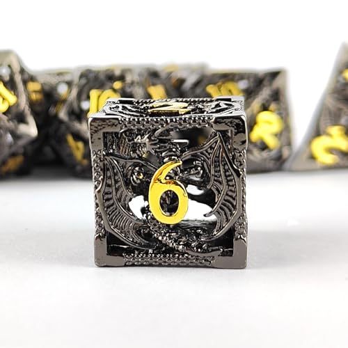 Hohler Drachen-Metallwürfel, einzigartiges Dungeons and Dragons, polyedrisches Würfel-Set für D&D, TRPG, MTG, Pathfinder, Tischbrett-Rollenspiele, D4, D6, D8, D10, D%, D12, D20 (Schwarz und Gold) Hohler Drachen-Metallwürfel, einzigartiges Dungeons and Dragons, polyedrisches Würfel-Set für D&D, TRPG, MTG, Pathfinder, Tischbrett-Rollenspiele, D4, D6, D8, D10, D%, D12, D20 (Schwarz und Gold) von HzFitInc