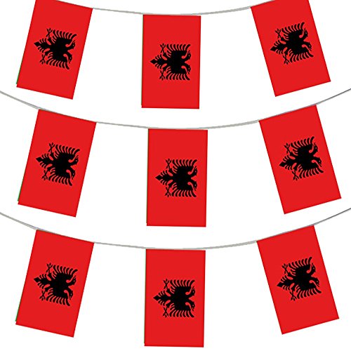 Albanische Flagge, 10 Meter, Wimpelkette, Albanien, Party, Euro-Dekoration, groß, 20 x 30 cm, wetterfest, Kunststoff, Albanien-Flagge, Veranstaltungs-Banner, Schule, Nationaltag, Albanisches Thema. Albanische Flagge, 10 Meter, Wimpelkette, Albanien, Party, Euro-Dekoration, groß, 20 x 30 cm, wetterfest, Kunststoff, Albanien-Flagge, Veranstaltungs-Banner, Schule, Nationaltag, Albanisches Thema. von I LOVE FANCY DRESS
