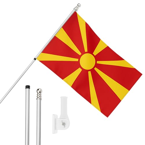Flagge, Fahnenmast und Wandhalterung, Nordmazedonien-Flagge mit Ösen, ausziehbarer Stange und Halterung, Nordmazedonischer Sportfans, Nationalstolz, Dekoration für drinnen und draußen, 152 x 91 cm Flagge, Fahnenmast und Wandhalterung, Nordmazedonien-Flagge mit Ösen, ausziehbarer Stange und Halterung, Nordmazedonischer Sportfans, Nationalstolz, Dekoration für drinnen und draußen, 152 x 91 cm von I LOVE FANCY DRESS