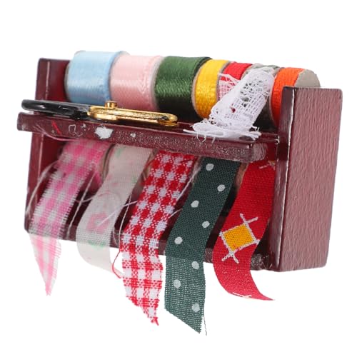 IMIKEYA Puppenhaus Mini Nähkästchen Mit Schere Puppenhaus Miniatur Nähzubehör Puppenhaus Szene Requisite IMIKEYA Puppenhaus Mini Nähkästchen Mit Schere Puppenhaus Miniatur Nähzubehör Puppenhaus Szene Requisite von IMIKEYA