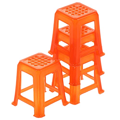 INOOMP 4 Stück Mini Stuhl Modell Puppenhaus Möbelmodelle Stühle Spielzeughaus Miniatur Möbelmodell Mini Hocker Miniatur Hocker Zum Basteln Mini Figuren Winziger Stuhl von INOOMP