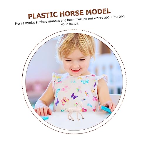 INOOMP Lebensechte Pferdefigur Kunststoff Modell Realistisch Gestaltet Dekoratives Tiermotiv für Innenbereich Leicht und Beweglich als und Foto Requisite für Pferdeliebhaber und INOOMP Lebensechte Pferdefigur Kunststoff Modell Realistisch Gestaltet Dekoratives Tiermotiv für Innenbereich Leicht und Beweglich als und Foto Requisite für Pferdeliebhaber und von INOOMP