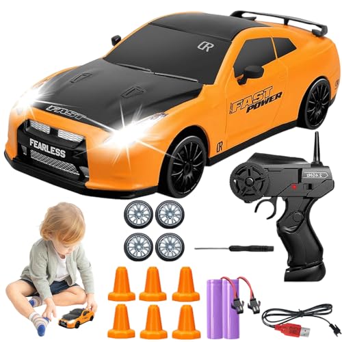 IWILCS RC Drift Car, Rennauto Ferngesteuert 4WD, 1:24 Ferngesteuertes Auto, mit Arbeitsscheinwerfern Austauschbare Reifen Wiederaufladbare Batterie Geschenke für ab 6+ Jahre Kinder und Erwachsene IWILCS RC Drift Car, Rennauto Ferngesteuert 4WD, 1:24 Ferngesteuertes Auto, mit Arbeitsscheinwerfern Austauschbare Reifen Wiederaufladbare Batterie Geschenke für ab 6+ Jahre Kinder und Erwachsene von IWILCS