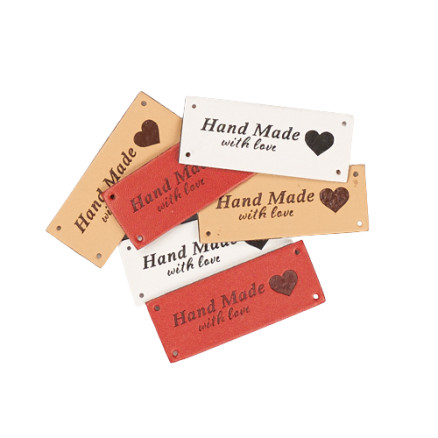 Infinity Hearts Label Leder Hand Made With Love 5x1,5cm - 6 Stück Infinity Hearts Label Leder Hand Made With Love 5x1,5cm - 6 Stück von Infinity Hearts