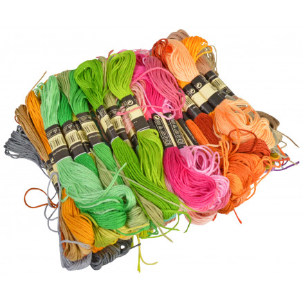 Infinity Hearts Stickgarn / Nähfaden 100 sortiert Farben von Infinity Hearts