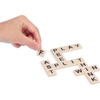 Moose Toys Games: Bananagrams Moose Toys Games: Bananagrams von Invento
