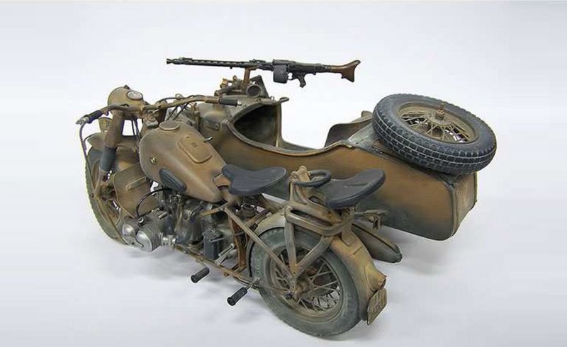 BMW R75 German Milit.Motor.w/Sidecar BMW R75 German Milit.Motor.w/Sidecar von Italeri