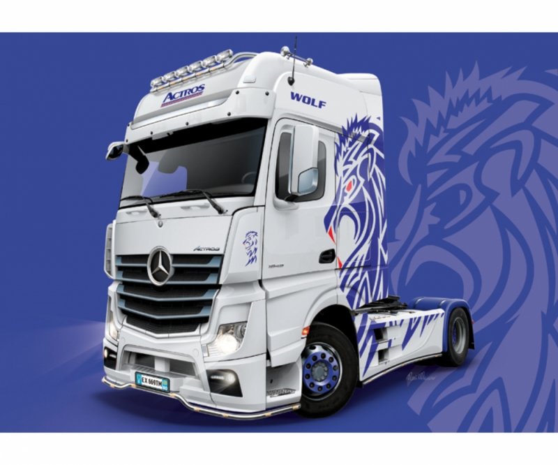M-B Actros MP4 Show GigaSpace M-B Actros MP4 Show GigaSpace von Italeri