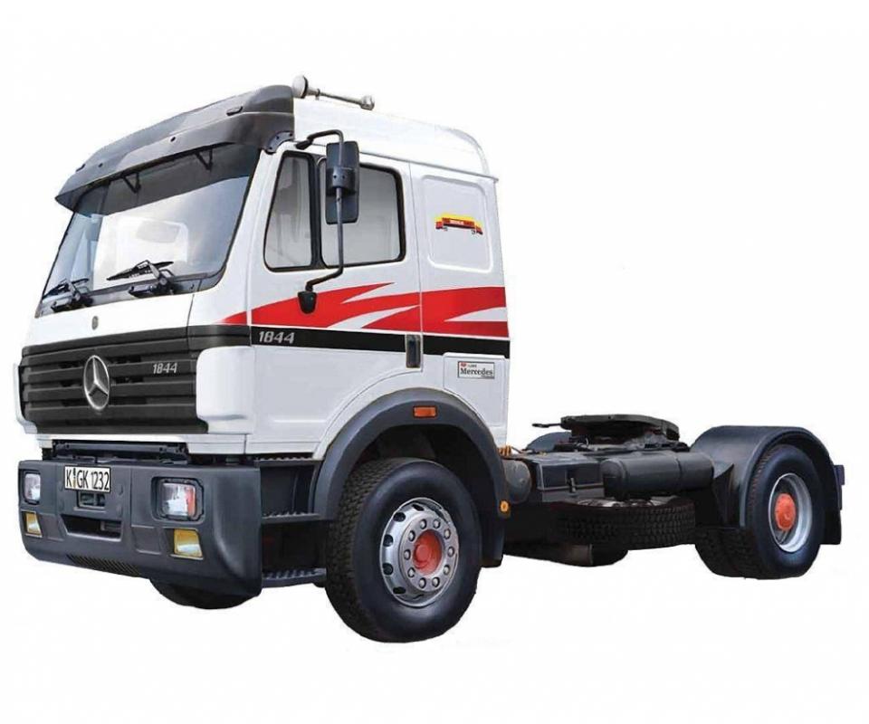 Mercedes-Benz SK1844 LS V8 Mercedes-Benz SK1844 LS V8 von Italeri