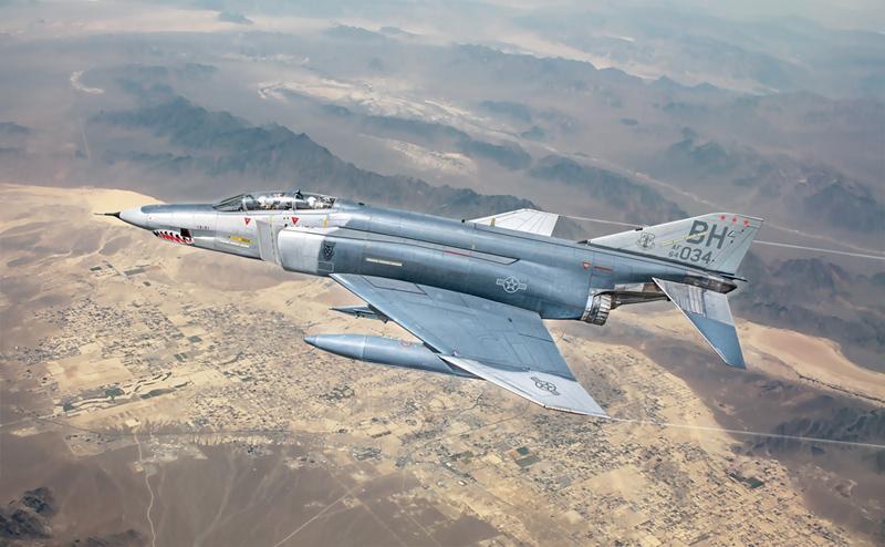 RF-4 C/E Phantom II RF-4 C/E Phantom II von Italeri