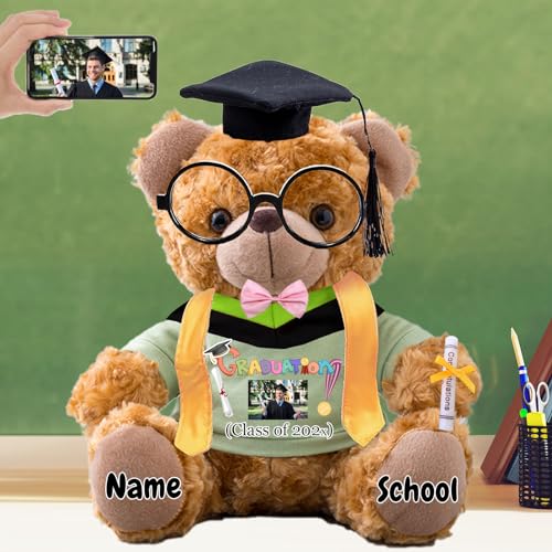 Personalisierter Abschluss-Teddybär 2024, Abschlussgeschenke für Sie mit Text+Foto, Abschlussbär mit Brille und Abschlussschal als Abschlussgeschenk für Ihn zum Abschluss 2024 (20 cm-Text+Foto) von JABECODIFA
