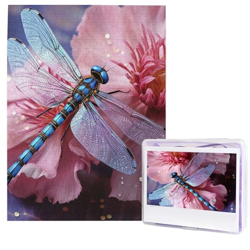 Puzzle mit Blume und blauer Libelle, 500 Teile, Holzpuzzle, personalisiertes Fotopuzzle für Erwachsene, Bildpuzzle, Hochzeitspuzzle für Geburtstag, Valentinstag, Jahrestag Puzzle mit Blume und blauer Libelle, 500 Teile, Holzpuzzle, personalisiertes Fotopuzzle für Erwachsene, Bildpuzzle, Hochzeitspuzzle für Geburtstag, Valentinstag, Jahrestag von JHLMN