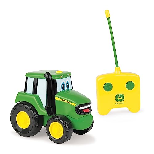 Spielzeugtraktor John Deere "Johnny Traktor" in grün, ferngesteuerter Kindertrecker aus Kunststoff, ab 18 Monate, zum Spielen und Sammeln, Kinder Autos, für Drinnen und Draußen, Spielzeug für Jungen Spielzeugtraktor John Deere "Johnny Traktor" in grün, ferngesteuerter Kindertrecker aus Kunststoff, ab 18 Monate, zum Spielen und Sammeln, Kinder Autos, für Drinnen und Draußen, Spielzeug für Jungen von JOHN DEERE