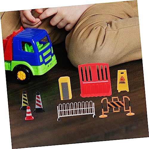 JOINPAYA 15 Stück Teiliges Mini Verkehrszeichen Pädagogisches Lernspielzeug mit Realistischen Farben Vielseitige Straßen und Absperrschilder Fördert und Fantasie bei Kindern für von JOINPAYA