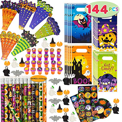 JOYIN 144pcs sortiertes Halloween-Themen-Briefpapier für Kinder, Geschenkset für Süßes und Saures, Mitbringsel, Spielzeug, einschließlich Halloween-Bleistiften, Stempeln in Süßes oder Saures-Beuteln von JOYIN