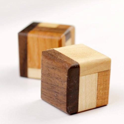 Woodif Genuis Würfelpaar – 22 mm einzigartige Holzwürfel von JP GAMES LTD