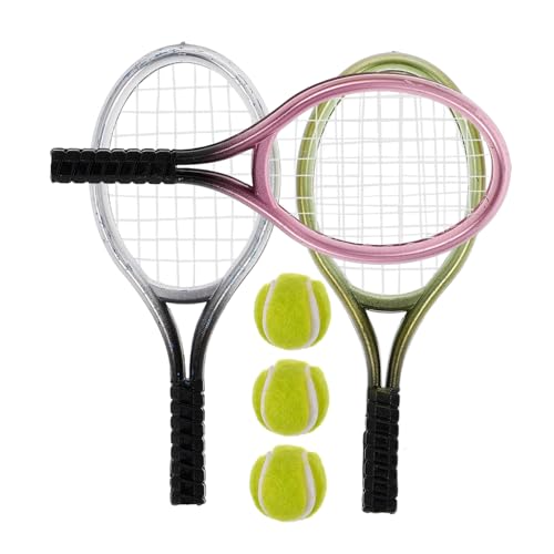 JUMPLAWN 3Sätze Miniatur Tennisbälle und Schläger Teiliges Schlüsselanhänger Zubehör für Puppenhaus Dekoration Dekorative Mini Werkzeuge Farblich Gemischte Designs von JUMPLAWN