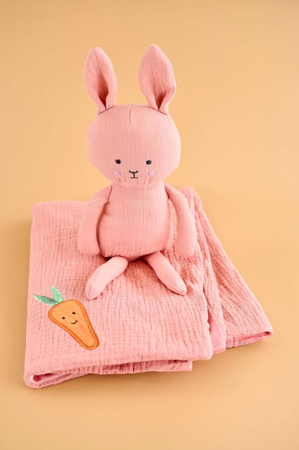 Jabadabado Buddy Bunny Mit Decke Jabadabado Buddy Bunny Mit Decke von Jabadabado