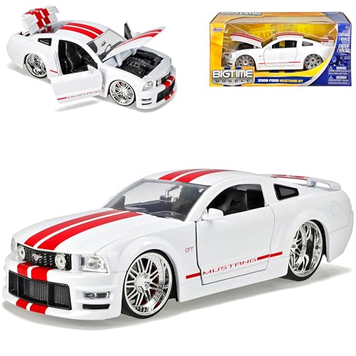 Ford Mustang V 1. Generation Shelby GT-500KR Weiss mit Roten Streifen 2004-2009 1/24 Jada Modell Auto mit individiuellem Wunschkennzeichen Ford Mustang V 1. Generation Shelby GT-500KR Weiss mit Roten Streifen 2004-2009 1/24 Jada Modell Auto mit individiuellem Wunschkennzeichen von Jada Toys