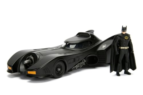Jada Toys Batman 1989 Batmobil, Build+Collect, Die-cast Bausatz, Maßstab 1:24, Spielzeugauto inkl. Batman Figur, zu öffnende Türen, Kofferraum, abnehmbare Motorhaube, schwarz Jada Toys Batman 1989 Batmobil, Build+Collect, Die-cast Bausatz, Maßstab 1:24, Spielzeugauto inkl. Batman Figur, zu öffnende Türen, Kofferraum, abnehmbare Motorhaube, schwarz von Jada Toys