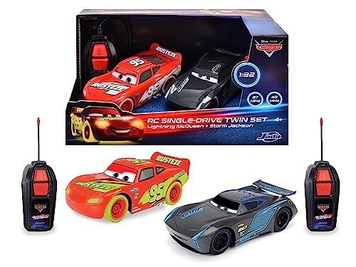 Jada Toys - RC Glow Racers Lightning McQueen & Storm Jackson (je 14 cm), Single Drive Twin Set aus Disney Pixars Cars, 2 ferngesteuerte Autos mit Leuchteffekt, Spielzeug für Kinder ab 4 Jahre von Jada Toys
