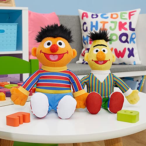 Sesamstraße Friends Bert und Ernie 20,3 cm 2-teiliges nachhaltiges Plüschtier-Set Sesamstraße Friends Bert und Ernie 20,3 cm 2-teiliges nachhaltiges Plüschtier-Set von Just Play