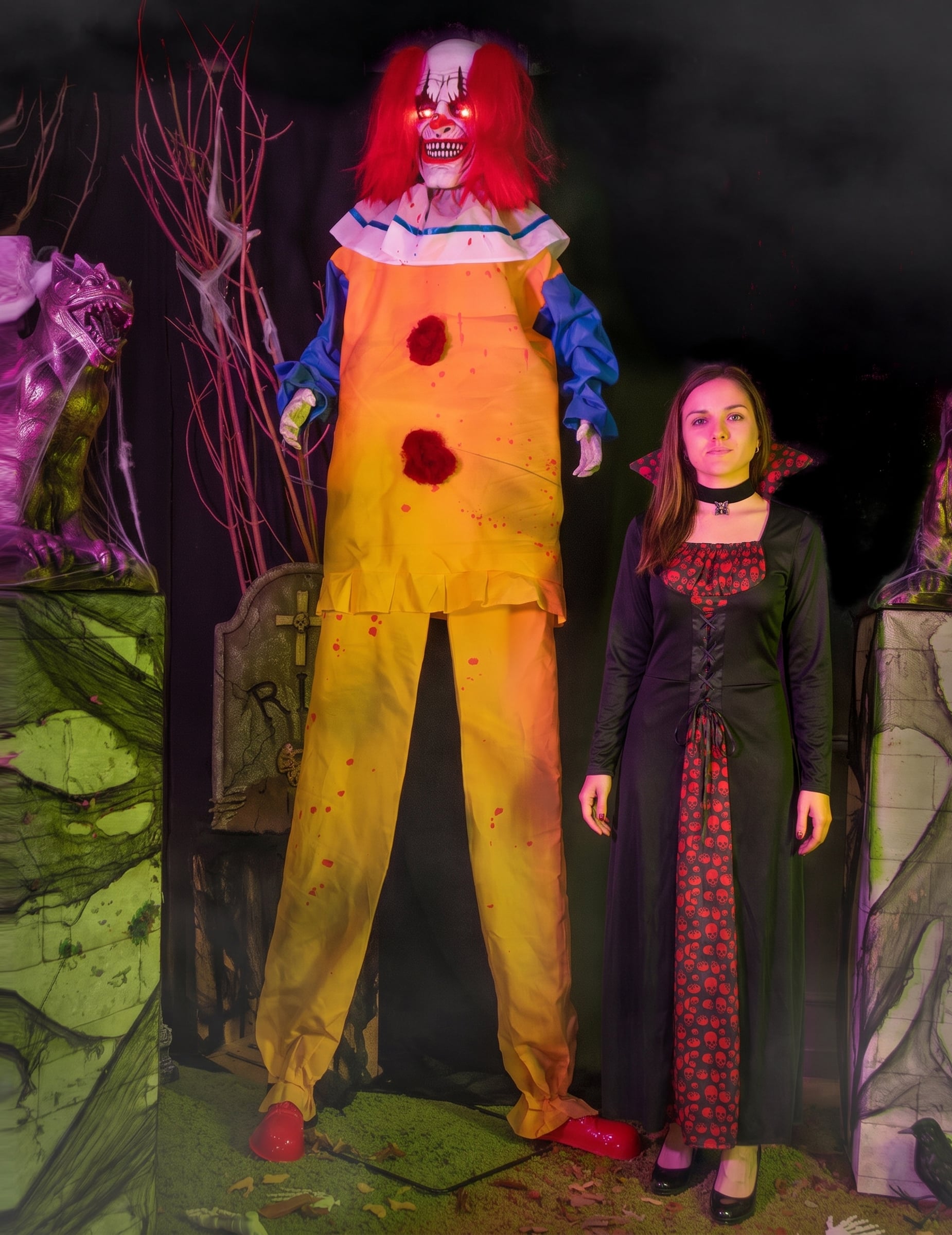 Gruseliger Clown Standdeko animiert 230 cm Gruseliger Clown Standdeko animiert 230 cm von KARNEVAL-MEGASTORE
