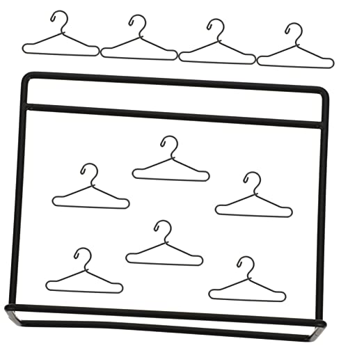 KICHOUSE 1Satz Mini Kleiderbügel für Puppen Teiliges mit Schwarzen Mini Hängern und Kleinen Kleiderstange Hochwertige Kleiderbügel für Puppenbekleidung von KICHOUSE