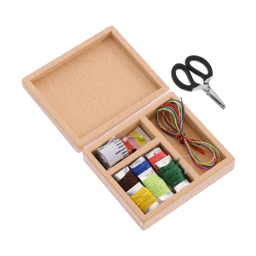 KICHOUSE 1Satz Nähkasten Puppenhaus Zubehör für Winzige Hausdekoration Authentisches Nähzimmer Accessoire Verarbeitet für Enthusiasten und Sammler KICHOUSE 1Satz Nähkasten Puppenhaus Zubehör für Winzige Hausdekoration Authentisches Nähzimmer Accessoire Verarbeitet für Enthusiasten und Sammler von KICHOUSE