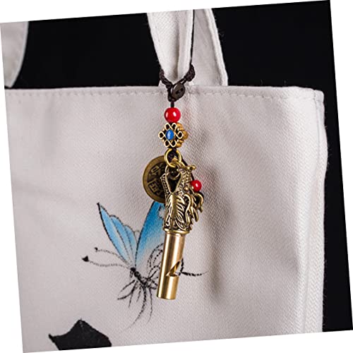 KONTONTY Retro Messing Pfeife Schlüsselanhänger mit Elegantem Anhänger Outdoor Notfallpfeife für Survival Camping Wandern und Hundetraining Tragbare und Leichte Überlebenspfeife von KONTONTY