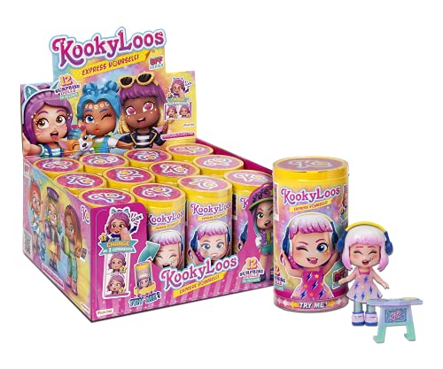 KOOKYLOOS - Kolekcjonerska Lalka niespodzianka z modnymi dodatkami, bucikami, ubrankiem i zabawkami oraz z 3 zabawnymi minkami. (Pełna kolekcja.) KOOKYLOOS - Kolekcjonerska Lalka niespodzianka z modnymi dodatkami, bucikami, ubrankiem i zabawkami oraz z 3 zabawnymi minkami. (Pełna kolekcja.) von KOOKYLOOS