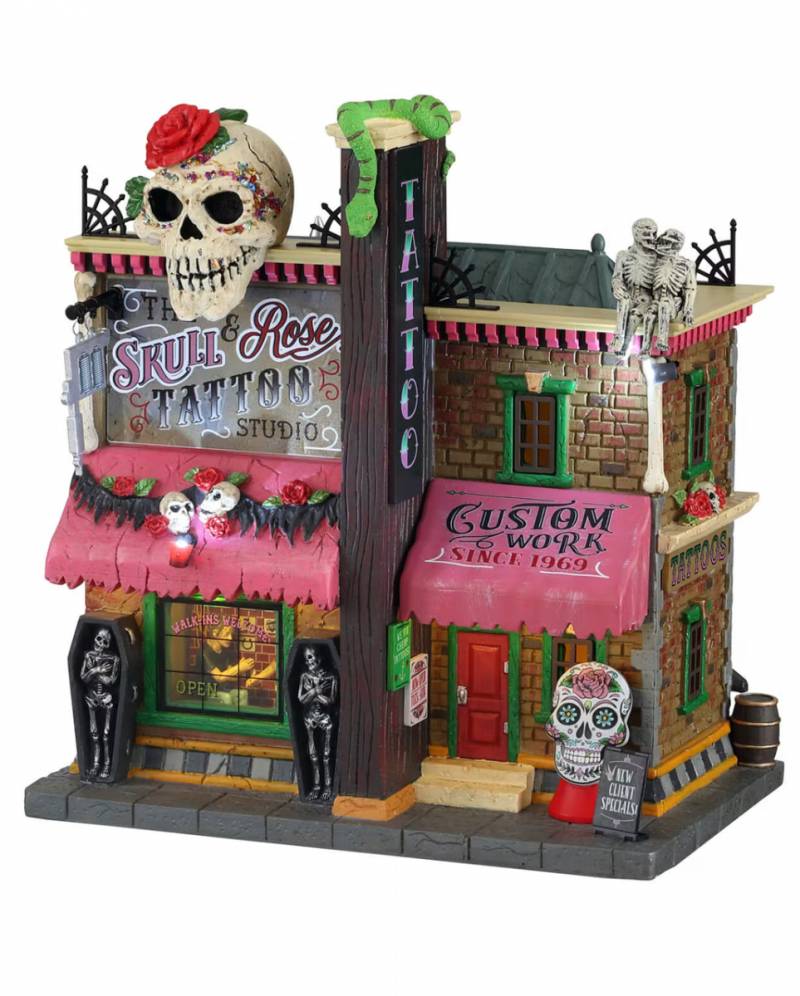 Lemax Spooky Town - Totenkopf & Rose Tattoo Studio ★ von Karneval Universe