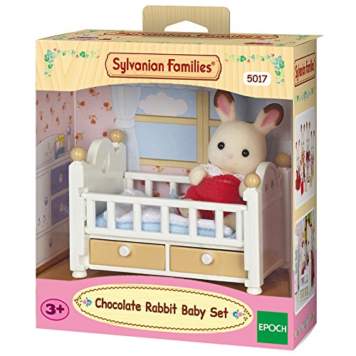 Sylvanian Families 5017 Schokoladenhasen Baby mit Babybett - Puppenhaus Spielset von Sylvanian Families