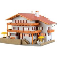 KIBRI 38077 H0 Alpenhof inkl. Etageninnenbeleuchtung, Funktionsbausatz KIBRI 38077 H0 Alpenhof inkl. Etageninnenbeleuchtung, Funktionsbausatz von Kibri