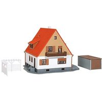KIBRI 38748 H0 Einfamilienhaus mit Terrasse, Garage und Pergola KIBRI 38748 H0 Einfamilienhaus mit Terrasse, Garage und Pergola von Kibri