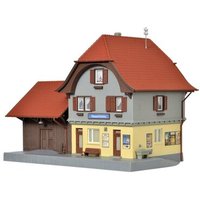 KIBRI 39490 H0 Bahnhof Häusernmoos im Emmental inkl. Hausbeleuchtungs-Startset von Kibri