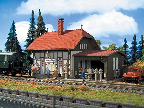 Kibri Modellbausatz H0 Bahnhof Spatzenhausen, Bausatz, Bauwerk, Kind, Kinder, Fantasie-Spieler, Unisex von Kibri
