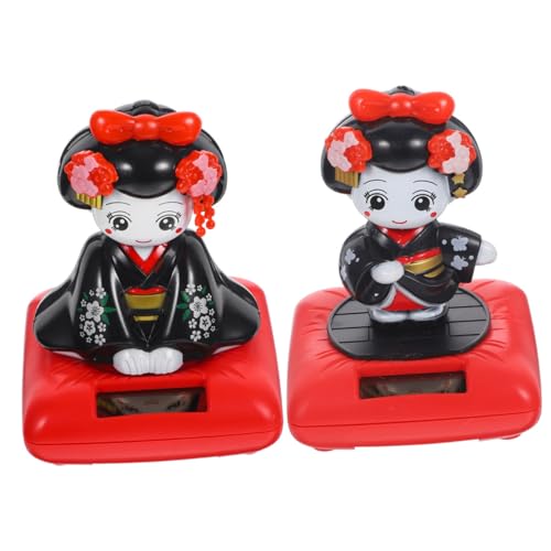 Kichvoe 2 Stück Solar Auto Ornament Wackelkopf Kimono Puppe Figurine für Innenraum Dekoration Niedliche Solarbetriebenes Tanzspielzeug für Auto Armaturenbrett Kichvoe 2 Stück Solar Auto Ornament Wackelkopf Kimono Puppe Figurine für Innenraum Dekoration Niedliche Solarbetriebenes Tanzspielzeug für Auto Armaturenbrett von Kichvoe