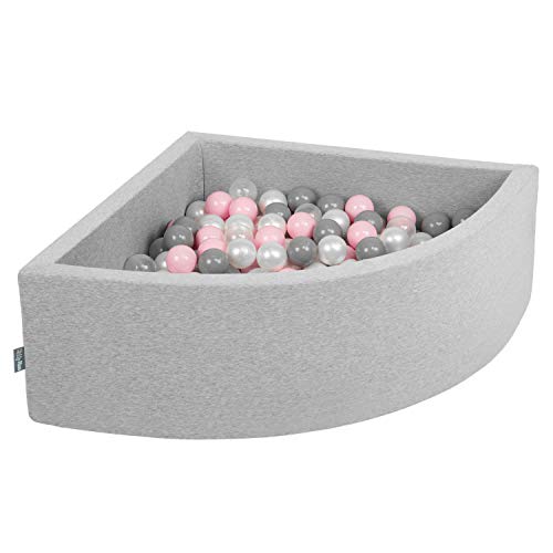 KiddyMoon Viertel Eckig Bällebad Bällepool 90X30cm/300 Bälle ∅ 7Cm Ballgruben Für Babys Spielbad Kleinkinder, Hergestellt In Der EU, Hellgrau:Perle/Grau/Transparent/Puderrosa KiddyMoon Viertel Eckig Bällebad Bällepool 90X30cm/300 Bälle ∅ 7Cm Ballgruben Für Babys Spielbad Kleinkinder, Hergestellt In Der EU, Hellgrau:Perle/Grau/Transparent/Puderrosa von KiddyMoon