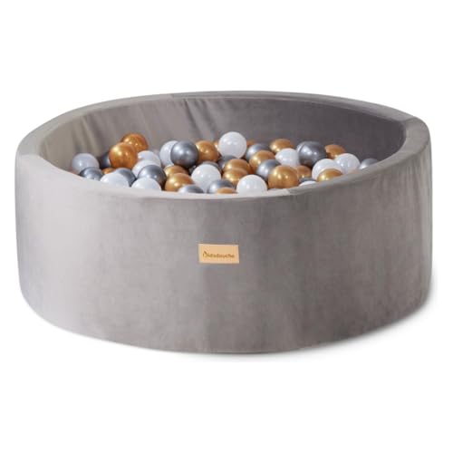 Kidsdouche - Bällebad - Premium Bällepool - Spielzeug ab 1 Jahr - Baby Spielzeug - Bälle 200 Stück - Ø 7 cm - Gold, Silber & Perlmutt - graue Wanne aus 52% Elasthan & 48% Baumwolle - Größe 90 x 30 cm Kidsdouche - Bällebad - Premium Bällepool - Spielzeug ab 1 Jahr - Baby Spielzeug - Bälle 200 Stück - Ø 7 cm - Gold, Silber & Perlmutt - graue Wanne aus 52% Elasthan & 48% Baumwolle - Größe 90 x 30 cm von Kidsdouche
