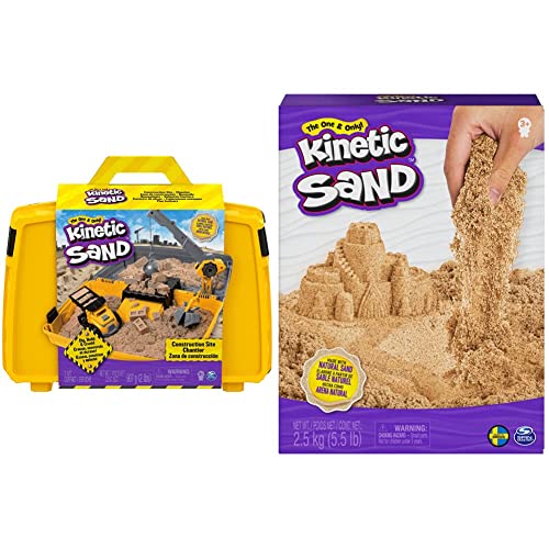 Kinetic Sand Baustellen Koffer - mit 907 g magischem Schweden, Baustellenfahrzeug und Zubehör für Indoor-Sandspiel, ab 3 Jahren & - original magischer Schweden, naturbraun, 2,5 kg, ab 3 Jahren von Kinetic Sand