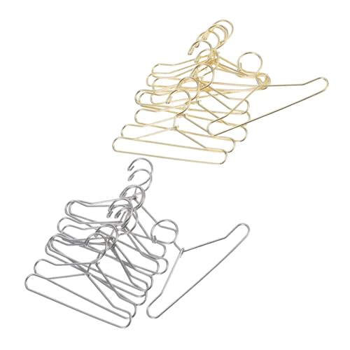 Kisangel 20 Stück Mini Puppenkleiderbügel Metallische Kleiderbügel für Puppen zur Organisation und Präsentation von Outfits Puppenstuben Goldene und Silberne Varianten Kisangel 20 Stück Mini Puppenkleiderbügel Metallische Kleiderbügel für Puppen zur Organisation und Präsentation von Outfits Puppenstuben Goldene und Silberne Varianten von Kisangel