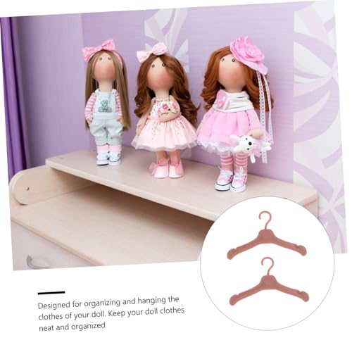 Kisangel 50 Stück Mini Kleiderbügel für Puppenkleidung aus Kunststoff Kompakt und Leicht Robust ohne Scharfe Kanten zur Organisierten Aufbewahrung von Puppenoutfits und Zubehör Passend Kisangel 50 Stück Mini Kleiderbügel für Puppenkleidung aus Kunststoff Kompakt und Leicht Robust ohne Scharfe Kanten zur Organisierten Aufbewahrung von Puppenoutfits und Zubehör Passend von Kisangel
