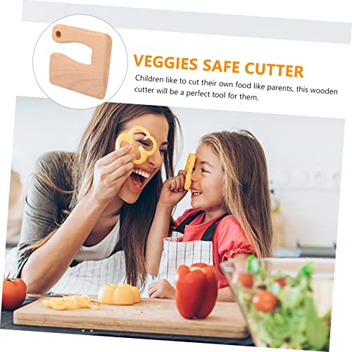 Kisangel Kinderküchen Holzspielzeug Messer Sicherer Ergonomischer Holz Cutter für Gemüse und Obst Montessori Küchenutensil für Mädchen und Jungen Fördert Spielerisches Schneiden und Kochen Kisangel Kinderküchen Holzspielzeug Messer Sicherer Ergonomischer Holz Cutter für Gemüse und Obst Montessori Küchenutensil für Mädchen und Jungen Fördert Spielerisches Schneiden und Kochen von Kisangel